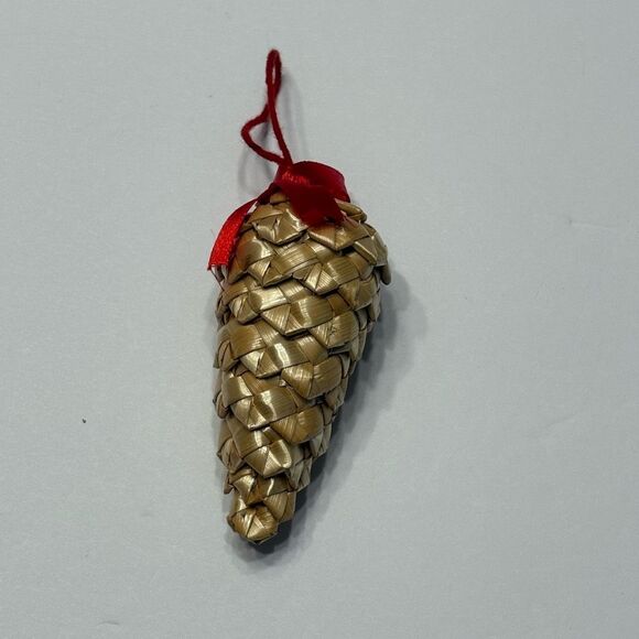 Vintage Scandinavian Swedish Straw Pine Cone Christmas Decor Ornament - Picture 1 of 5
